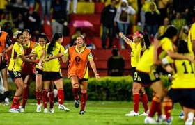 Jugadoras de Colombia celebran la clasificación. 