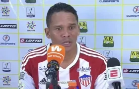 Carlos Bacca habló en rueda de prensa después del partido.
