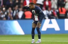 Neymar se lesionó en el partido del sábado contra el Lille. 