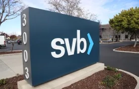 Vista de la sede principal del Silicon Valley Bank (SVB) en Santa Clara, California (EE.UU.)