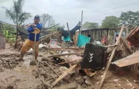 Muchas viviendas quedaron en el suelo en Curumaní y otras están a punto de colapsar.