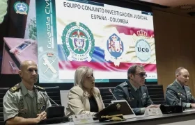 Rueda de prensa de autoridades colombianas y españolas.
