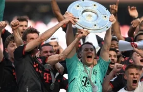 Los jugadores del Bayern Múnich celebran el título de la Bundesliga.