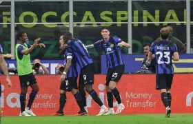Jugadores del Inter celebrando uno de sus tantos.