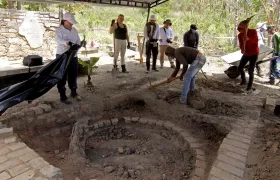 Unidad de Búsqueda buscando restos en hornos crematorios en zona rural de Cúcuta. 
