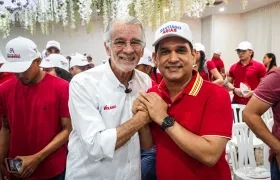 El candidato a la Gobernación Eduardo Verano y el candidato al Concejo Santiago Arias