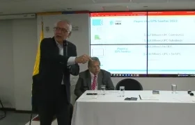 El Ministro de Salud, Guillermo Alfonso Jaramillo, durante la rueda de prensa.