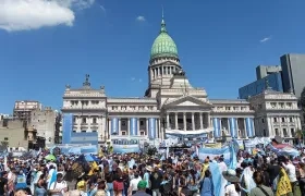 Los argentinos a la espera de la posesión del presidente Milei