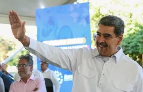El Presidente Maduro en un encuentro preparatorio sobre baile y canto popular venezolano
