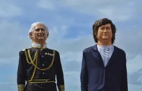 El presidente de Argentina, el ultraderechista Javier Milei, y el rey Carlos III de Inglaterra.