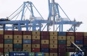 Vista de la terminal de contenedores del puerto de Las Palmas, España