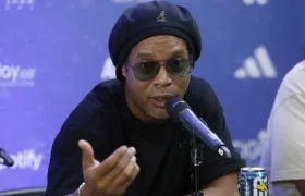 Ronaldinho aseguró que no verá ningún partido de Brasil en la Copa América. 