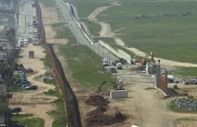 El muro en la frontera entre Estados Unidos y México.