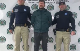 Yonayke Martínez Carrión, alias 'Ojitos', tras su captura en Belén, Boyacá