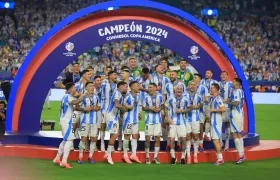 Selección Argentina tras conquistar el título de la Copa América al vencer en la final a Colombia. 