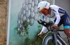Santiago Buitrago, pedalista colombiano del Bahrain Victorious.