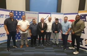 Miembros de la junta directiva de la Asociación de Béisbol de las Américas. 