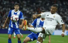 Kylian Mbappé durante el partido del Real Madrid contra Alavés. 