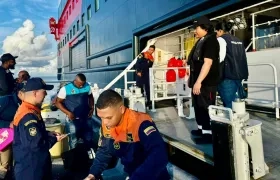 Visita del crucero en la Isla de Providencia y Santa Catalina.