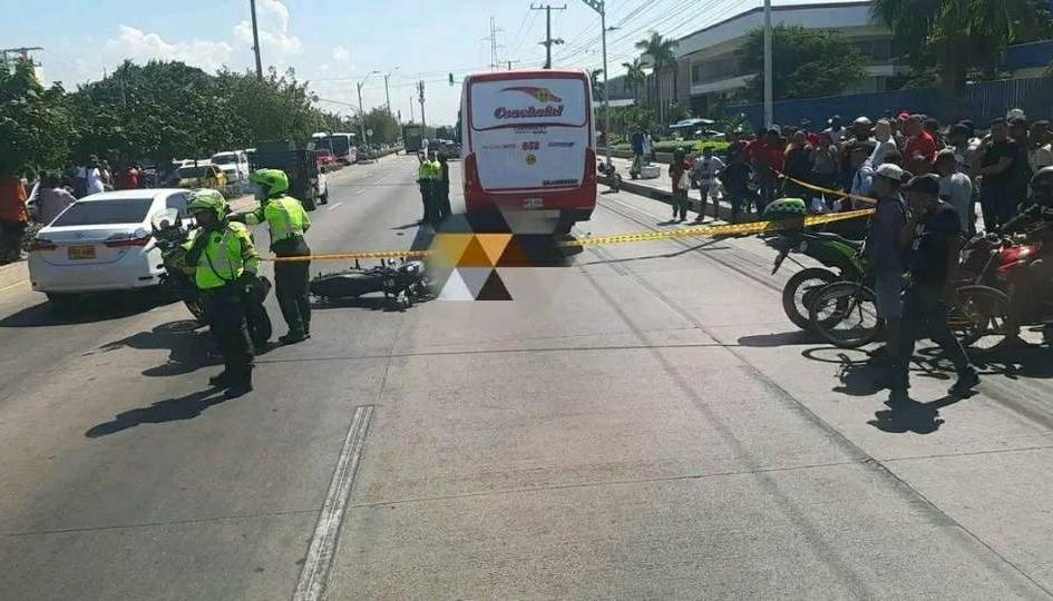 Accidente en la calle 30 dejó un motociclista muerto | ZONA CERO