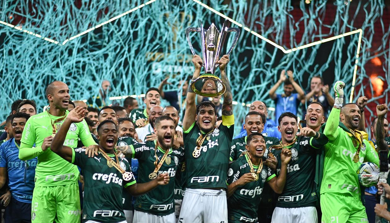 Palmeiras ganó el sábado la Supercopa de Brasil ante Flamengo.