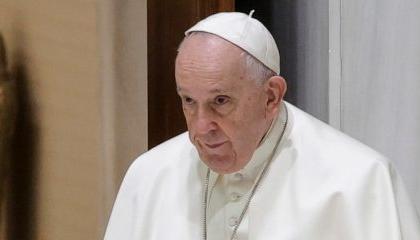 Papa Francisco ingresó al hospital Gemelli de Roma
