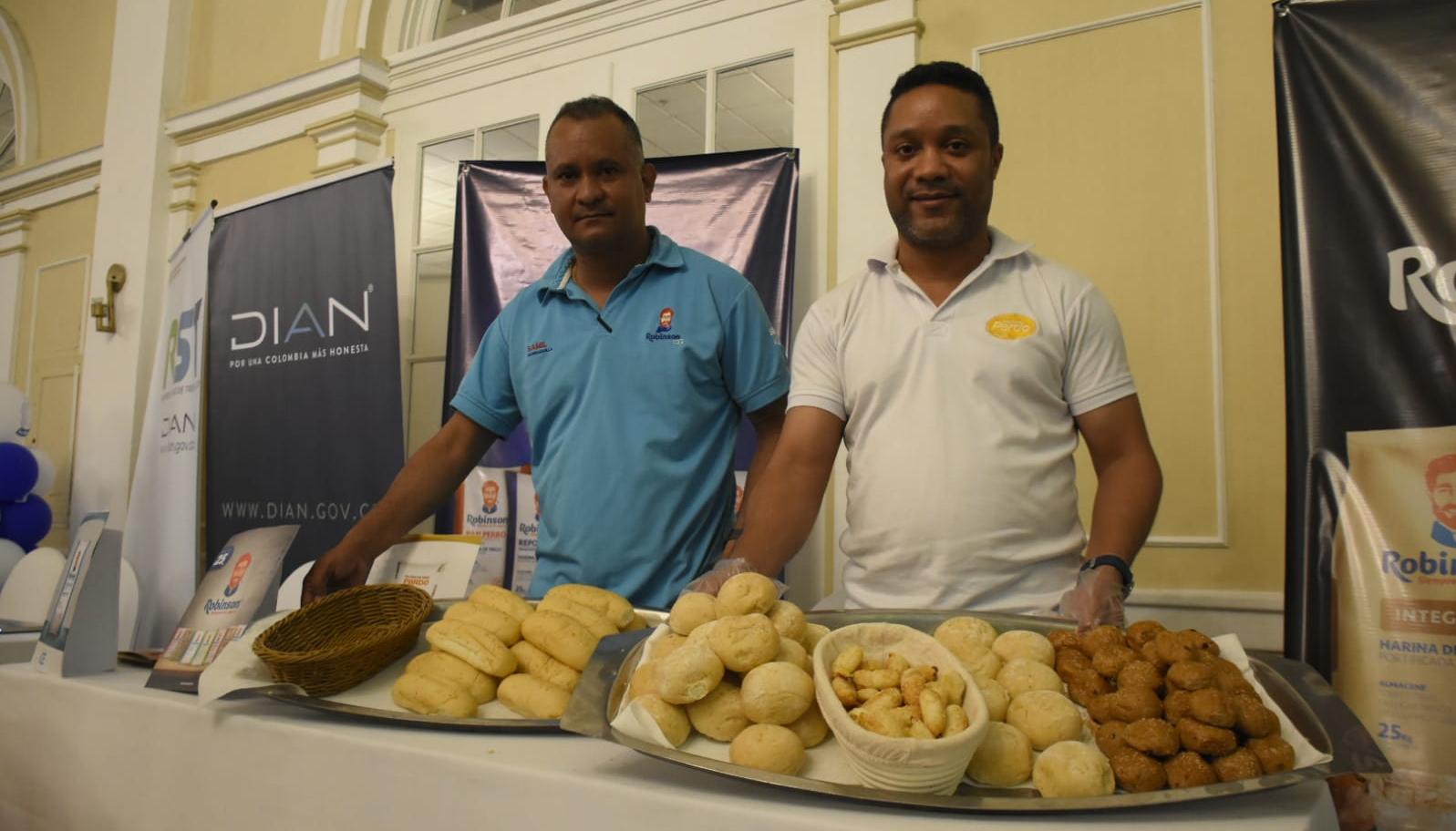 Proveedores en el evento 'Barranquilla huele a pan'.