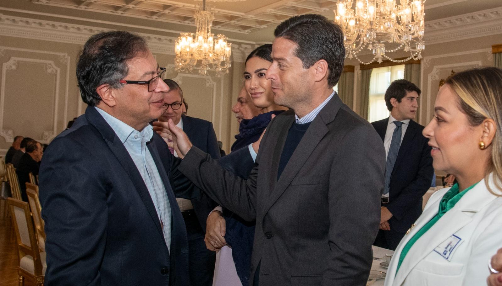 El Presidente Petro con el senador Mauricio Gómez Amín.