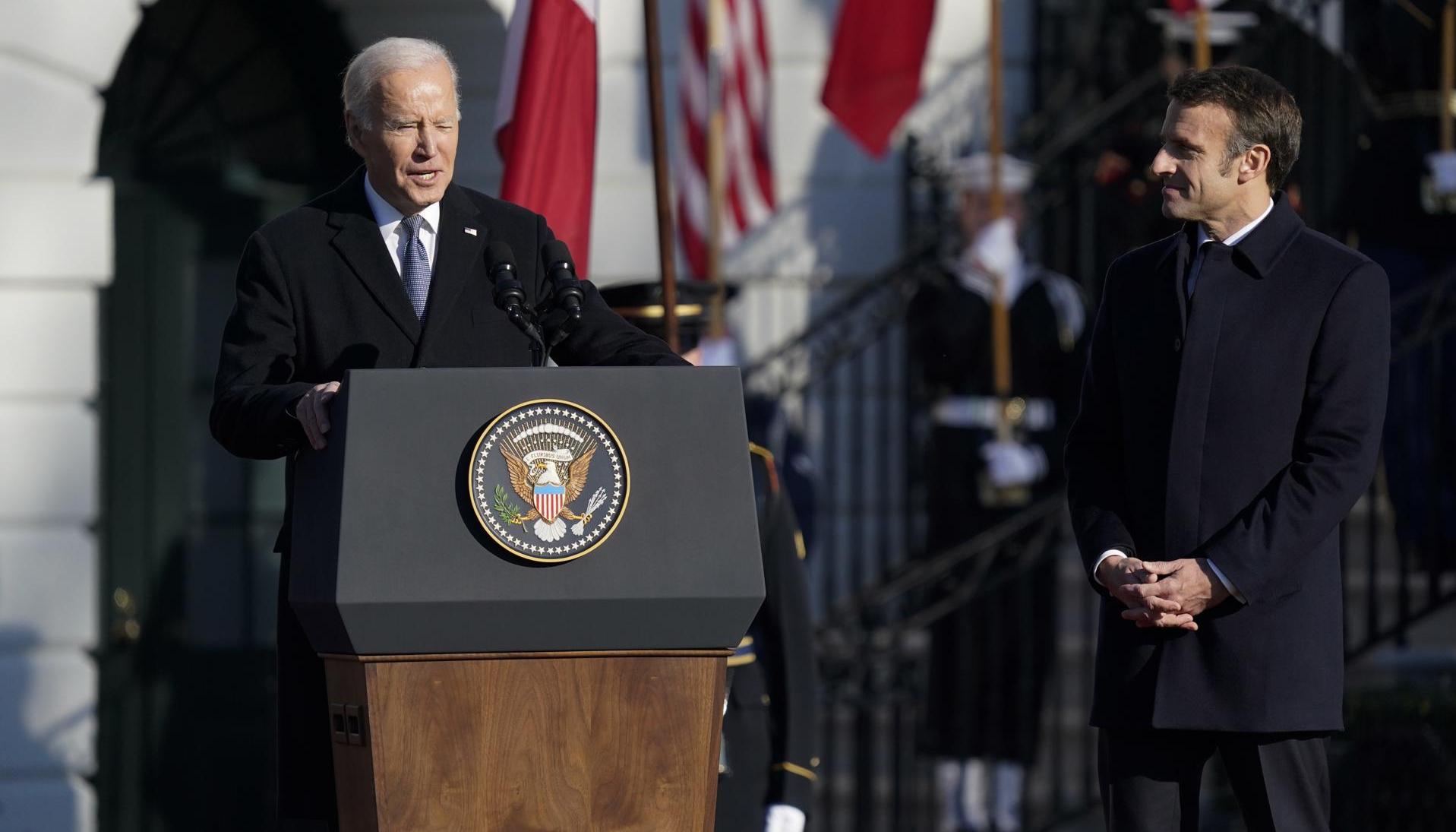 Joe Biden y Emmanuel Macron, presidentes de EE.UU. y Francia respectivamente. 