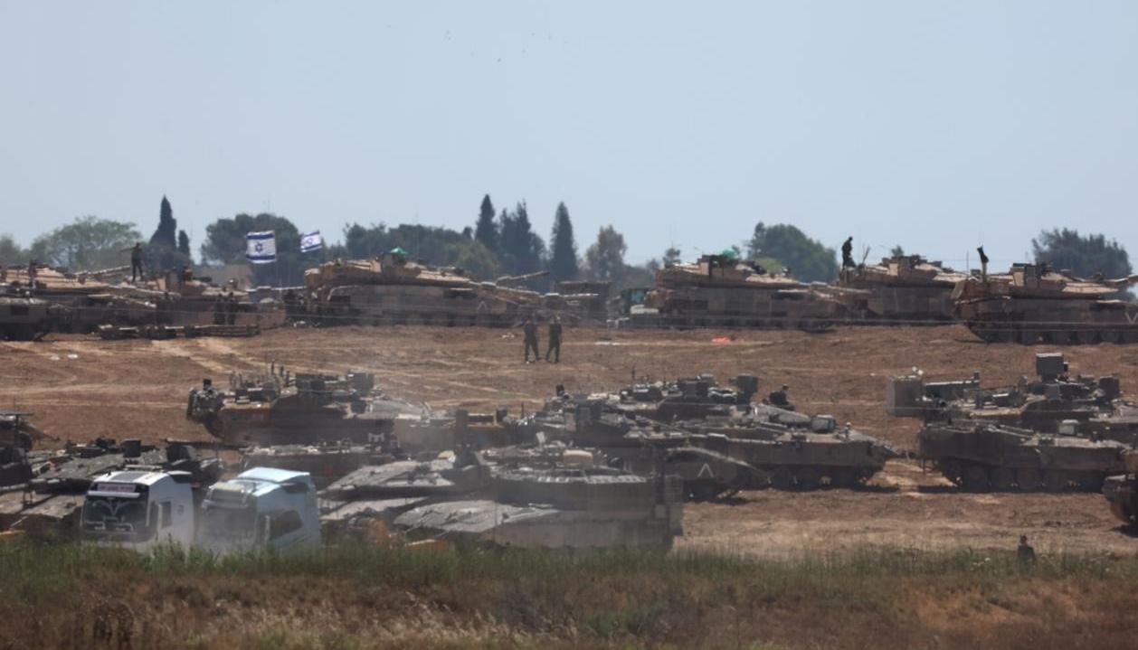 El Ejército de Israel cerca de la frontera con la Franja de Gaza. 