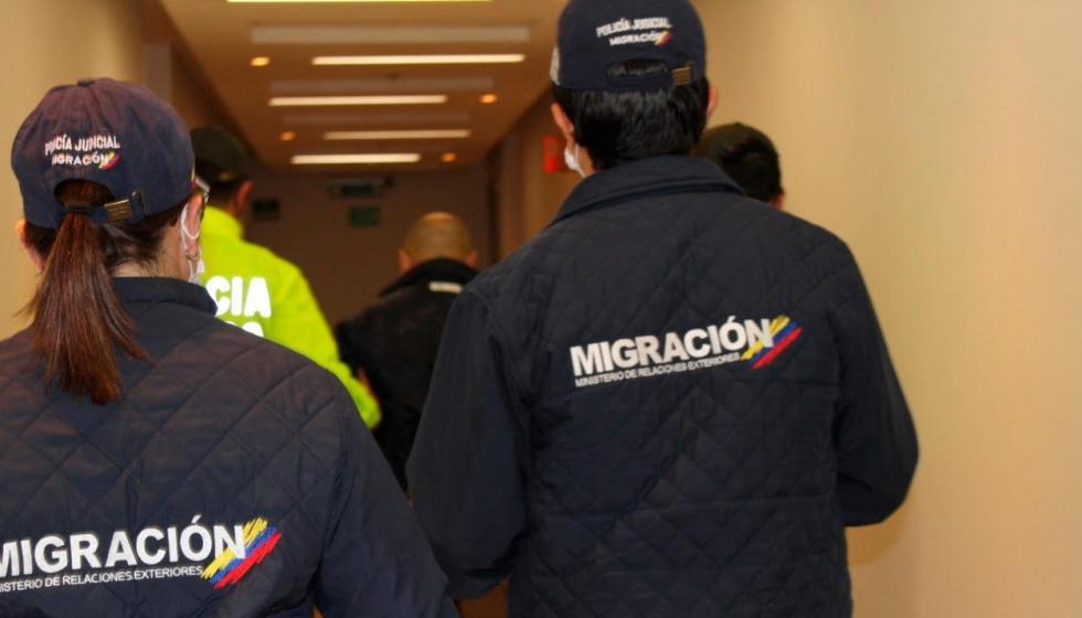Uniforme de Migración Colombia. 