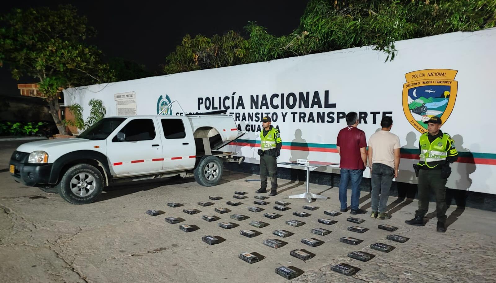 Diego Betancourt y José David Rey Barrios, capturados cuando cubría la ruta Santa Marta – Maicao.