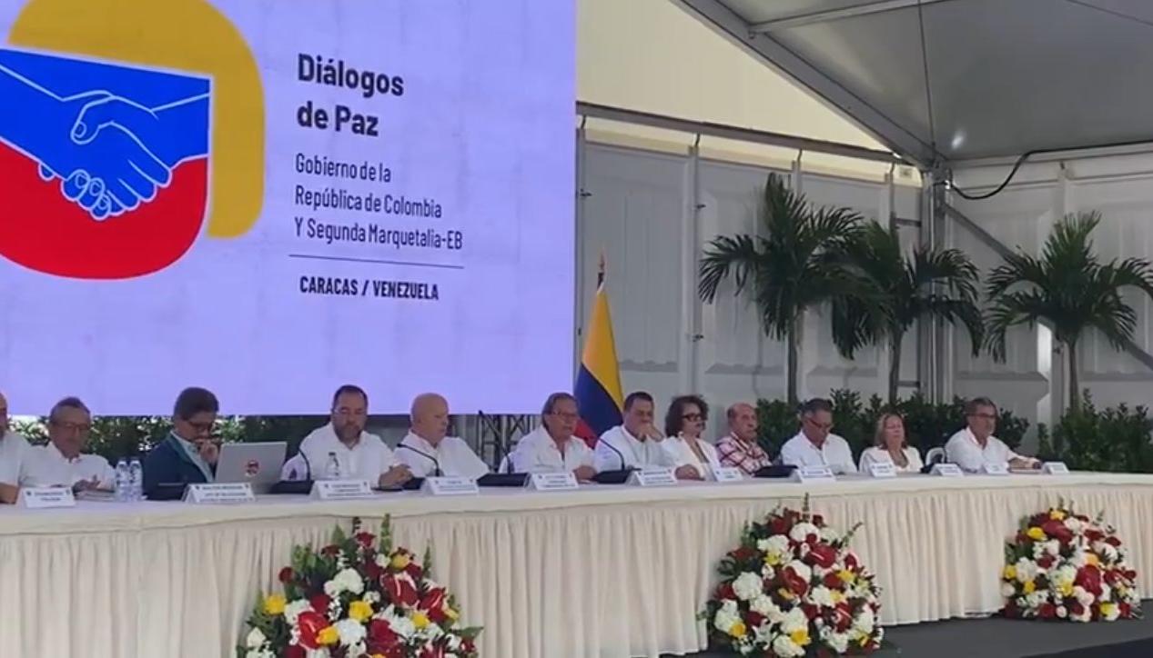 Mesa de diálogos de paz en Venezuela.