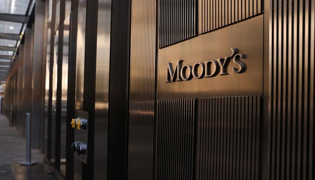 Moody's es una agencia calificadora de riesgos.