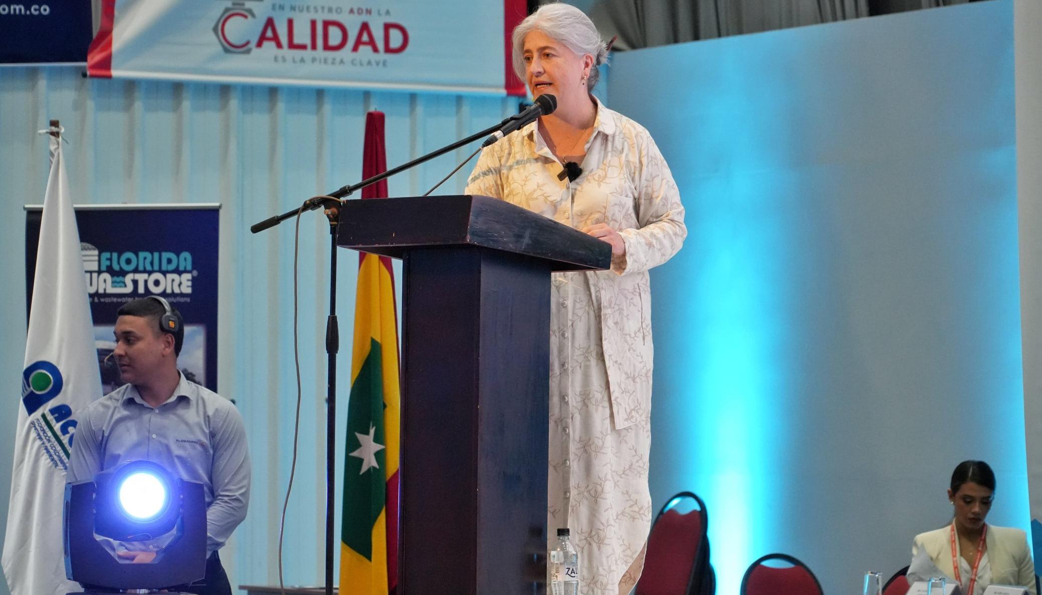 La ministra de Vivienda, Catalina Velasco, en el congreso de Acodal en Cartagena