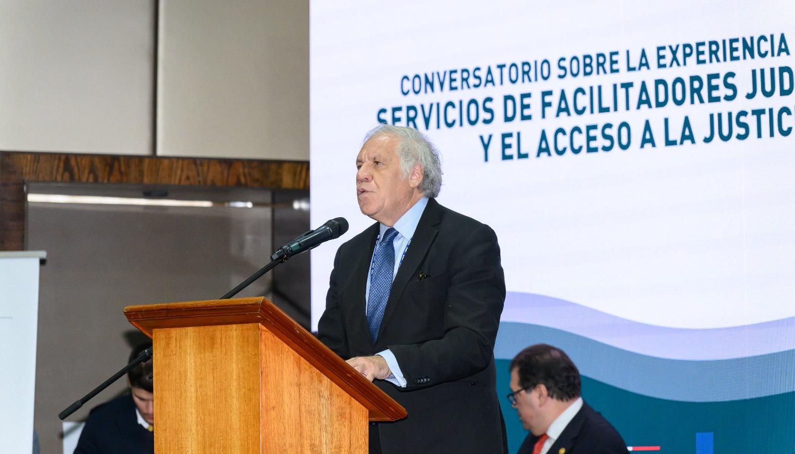 Luis Almagro, secretario General de la OEA.