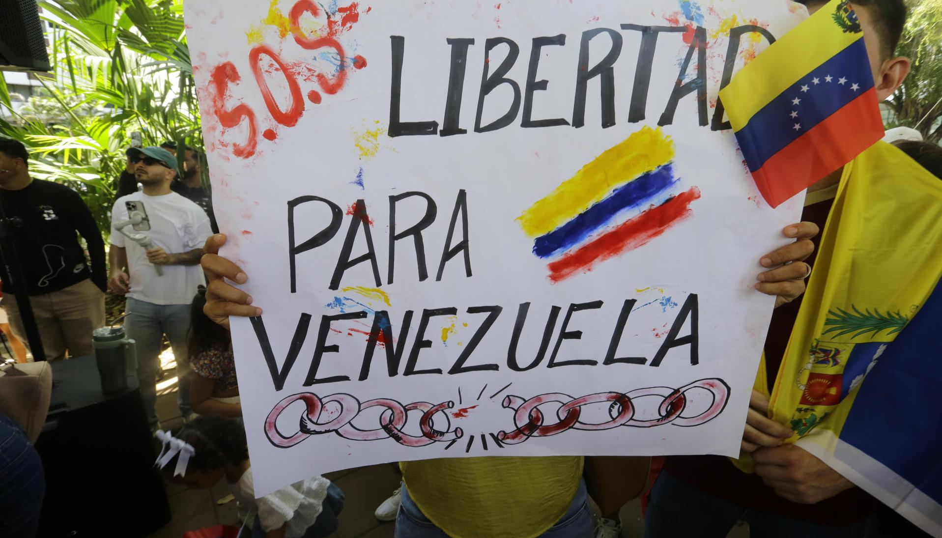 Los venezolanos exigen que Maduro deje el poder. 
