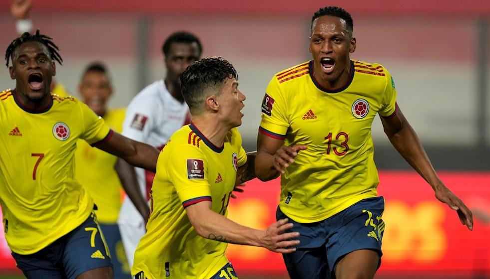 Yerry Mina marcó gol en la última visita de Colombia a Perú.