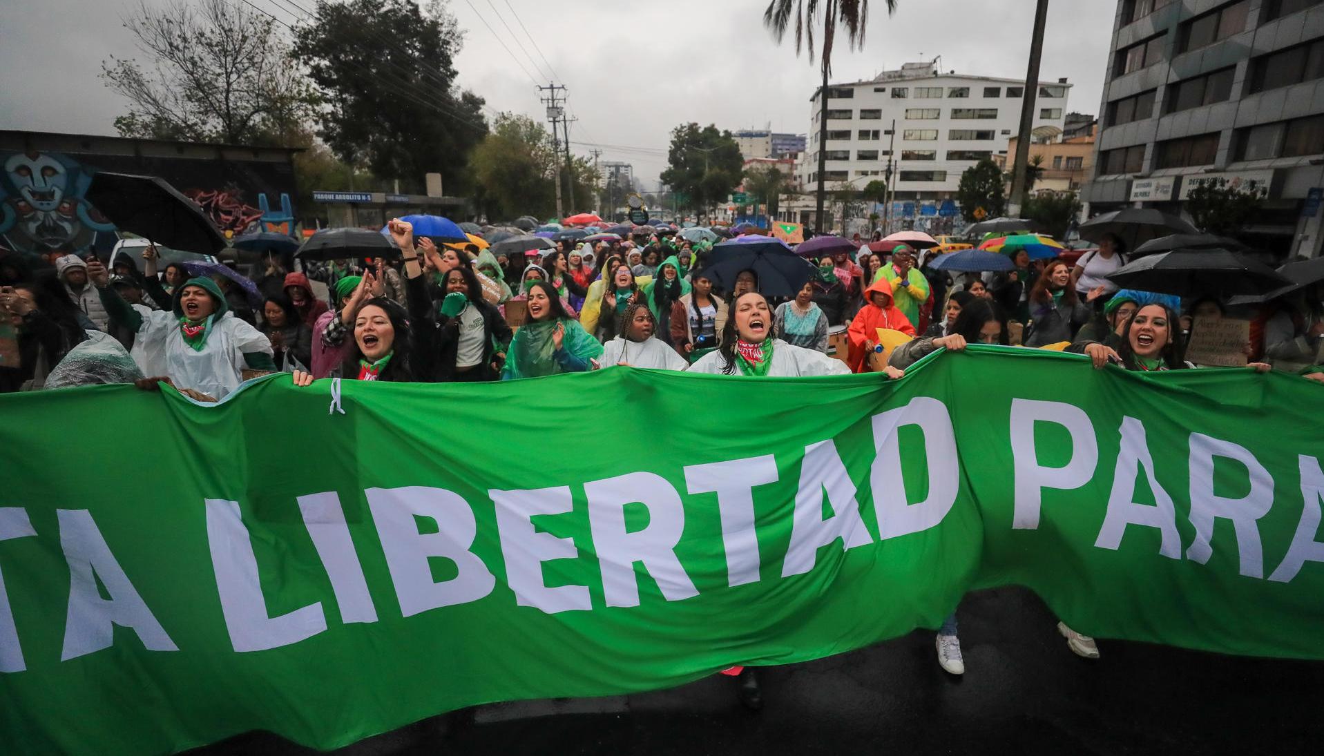 La marcha realizada por mujeres en Quito. 