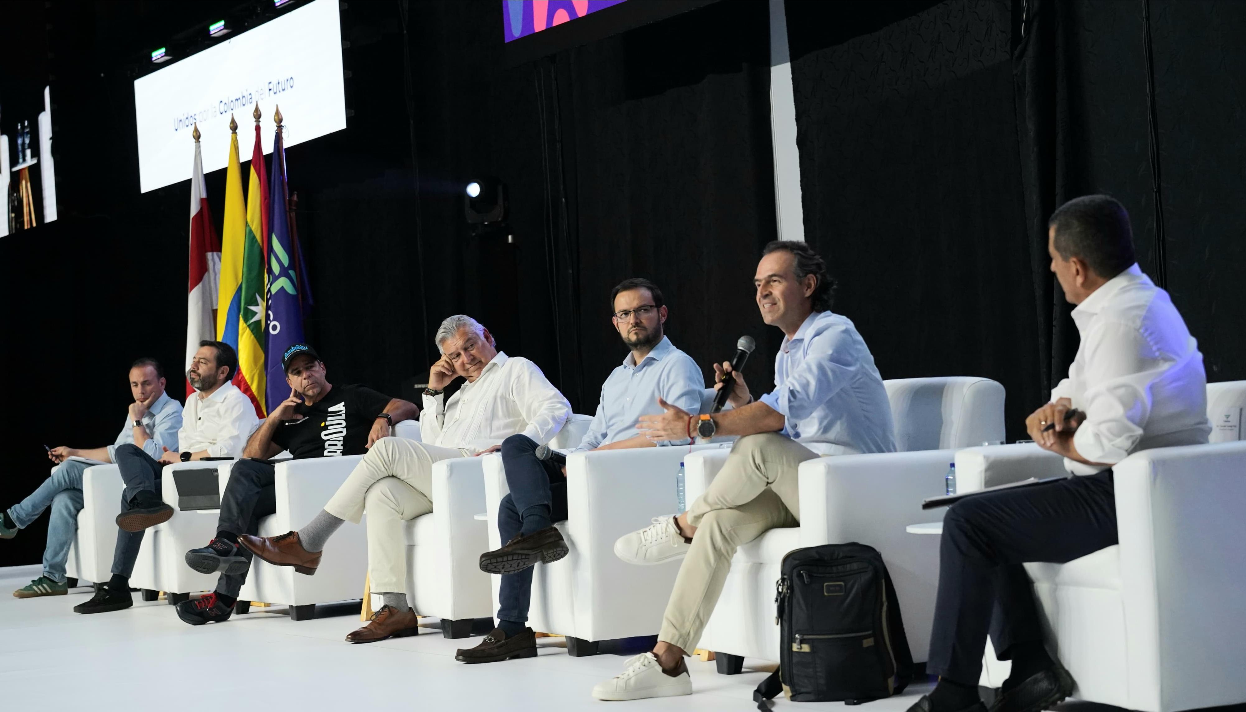 Panel el Congreso de Fenalco.