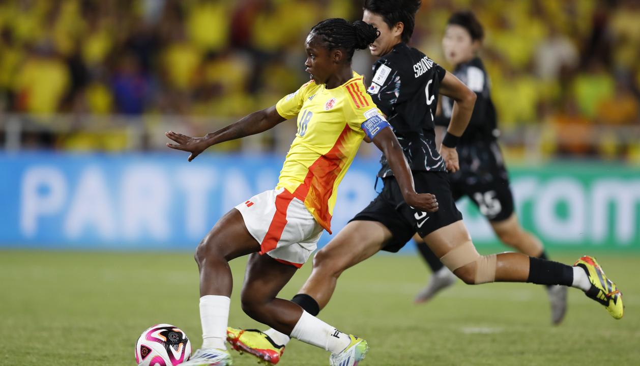 Linda Caicedo en la jugada en la cual anotó el gol de Colombia ante Corea del Sur.