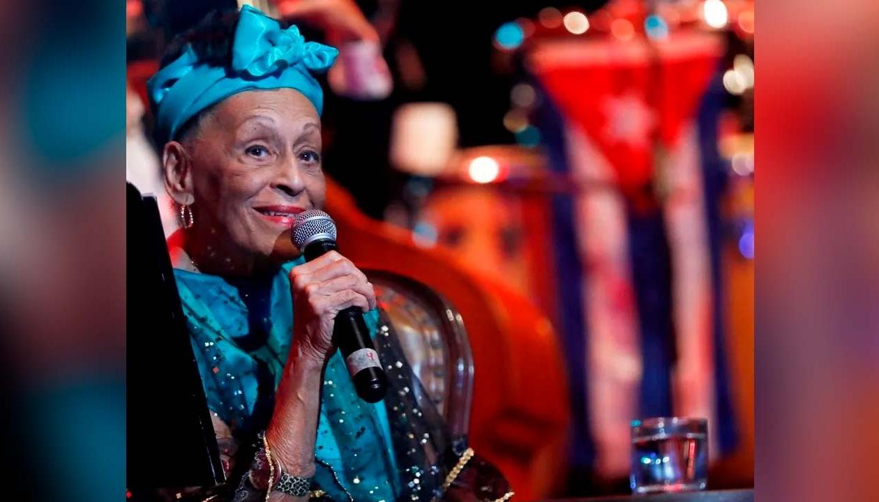 Omara Portuondo. 