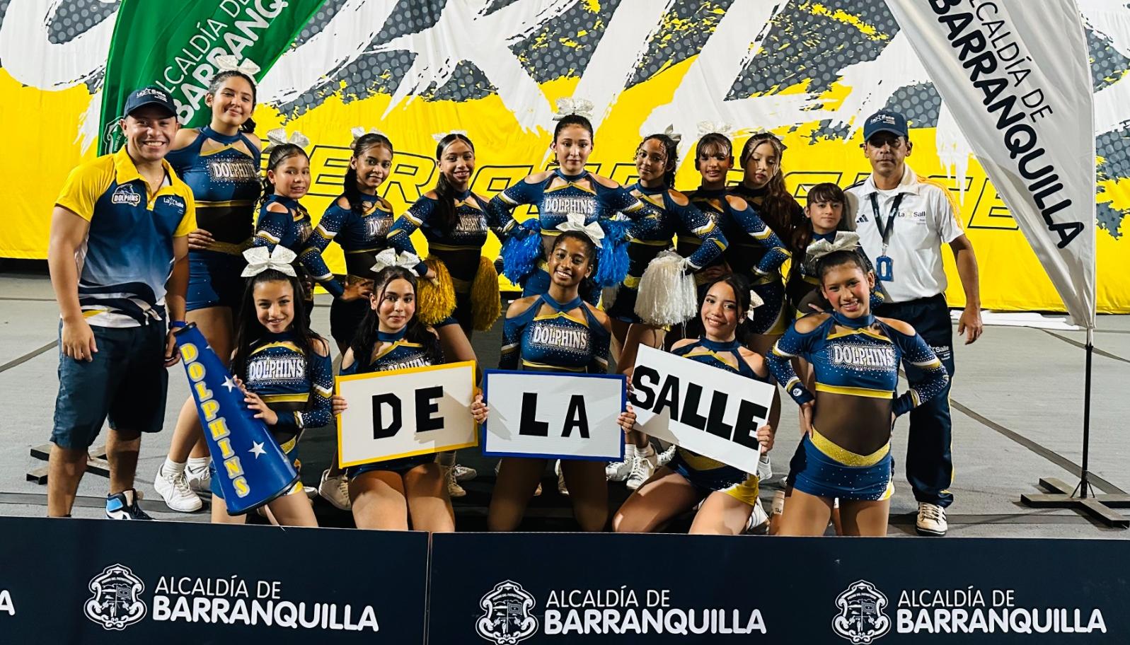 Equipo de porrismo de La Salle. 