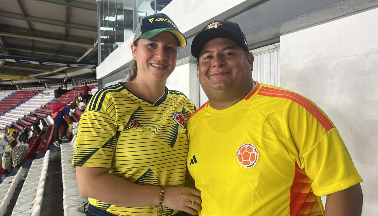 Los aficionados tras salir del estadio Metropolitano. 