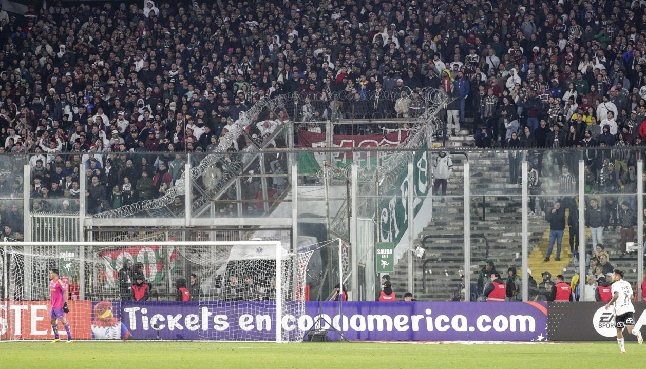 Estadio Monumental David Arellano en Santiago.