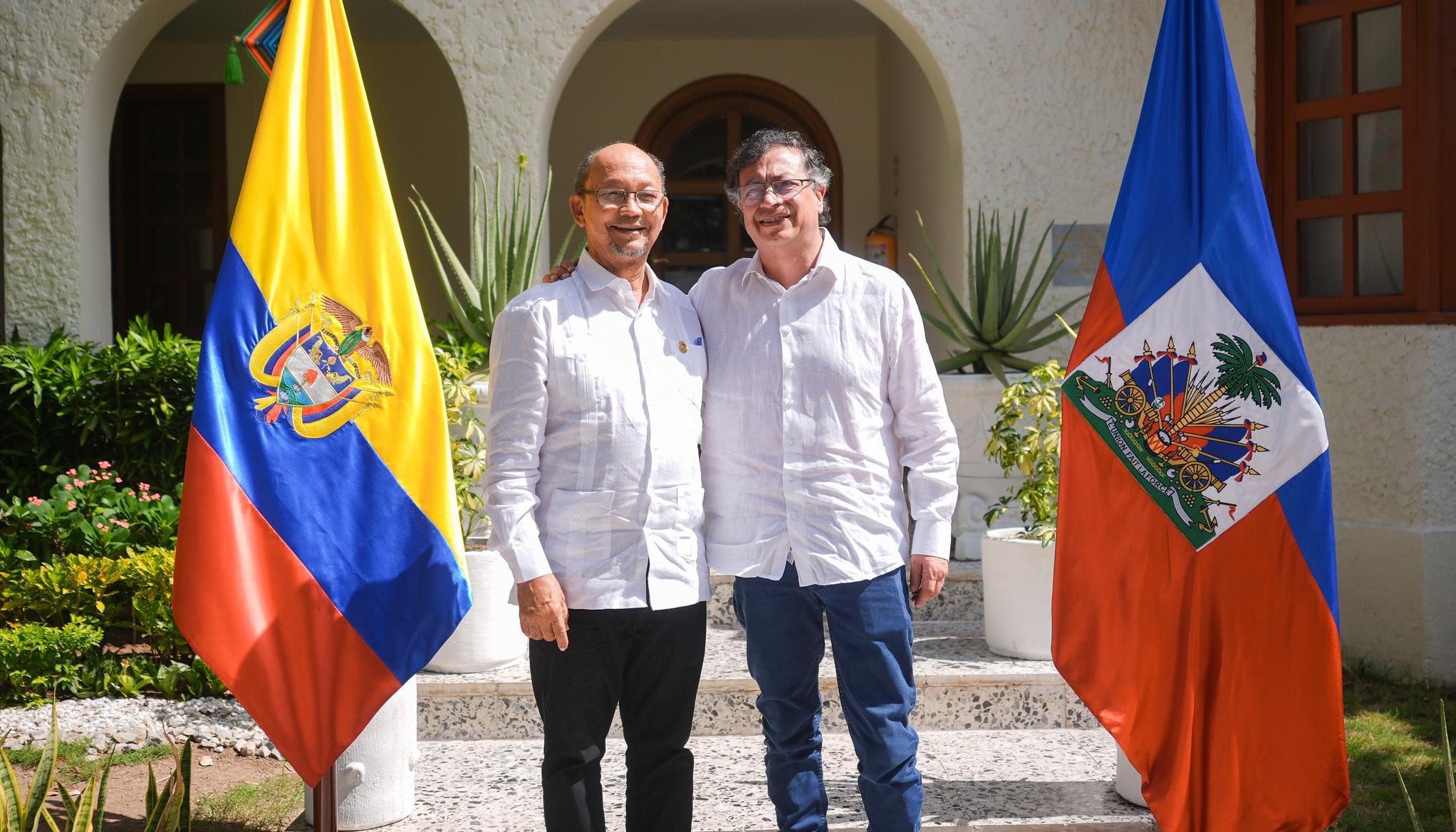 El Presidente Gustavo Petro y el Presidente del Consejo de Transición de la República de Haití, Leslie Voltaire.