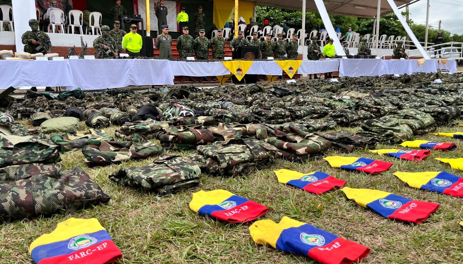 Uniformes de las FARC.