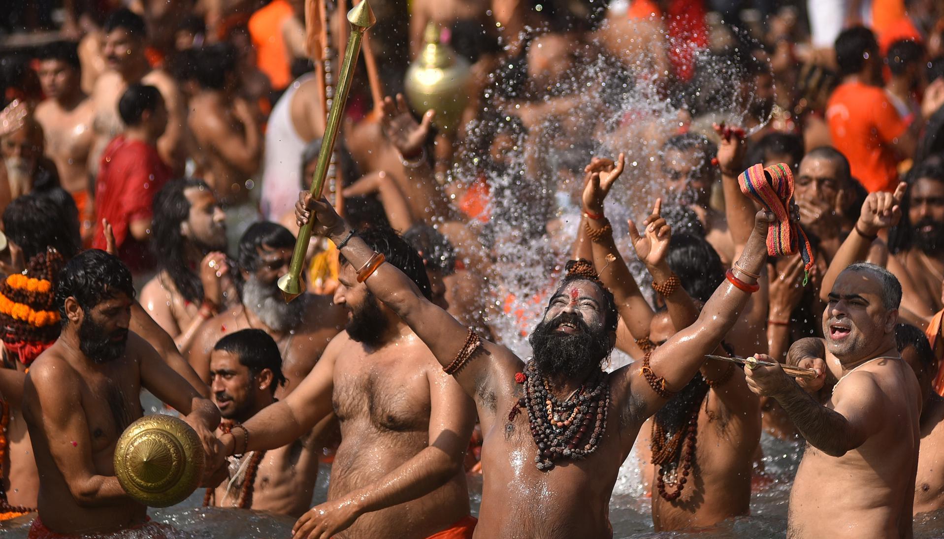 El Kumbh Mela. 