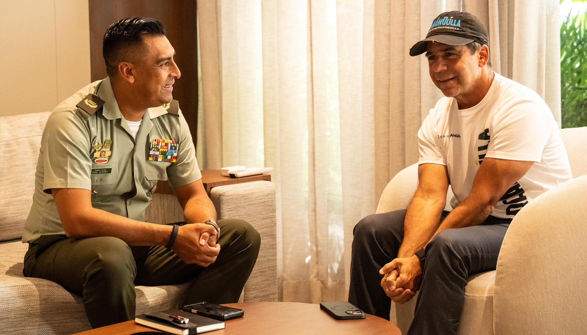 Alcalde Alejandro Char y el director General del Inpec, Teniente Coronel Daniel Gutiérrez Rojas.