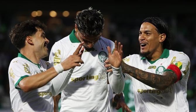 Richard Ríos no celebró el gol al marcarle a su exequipo.